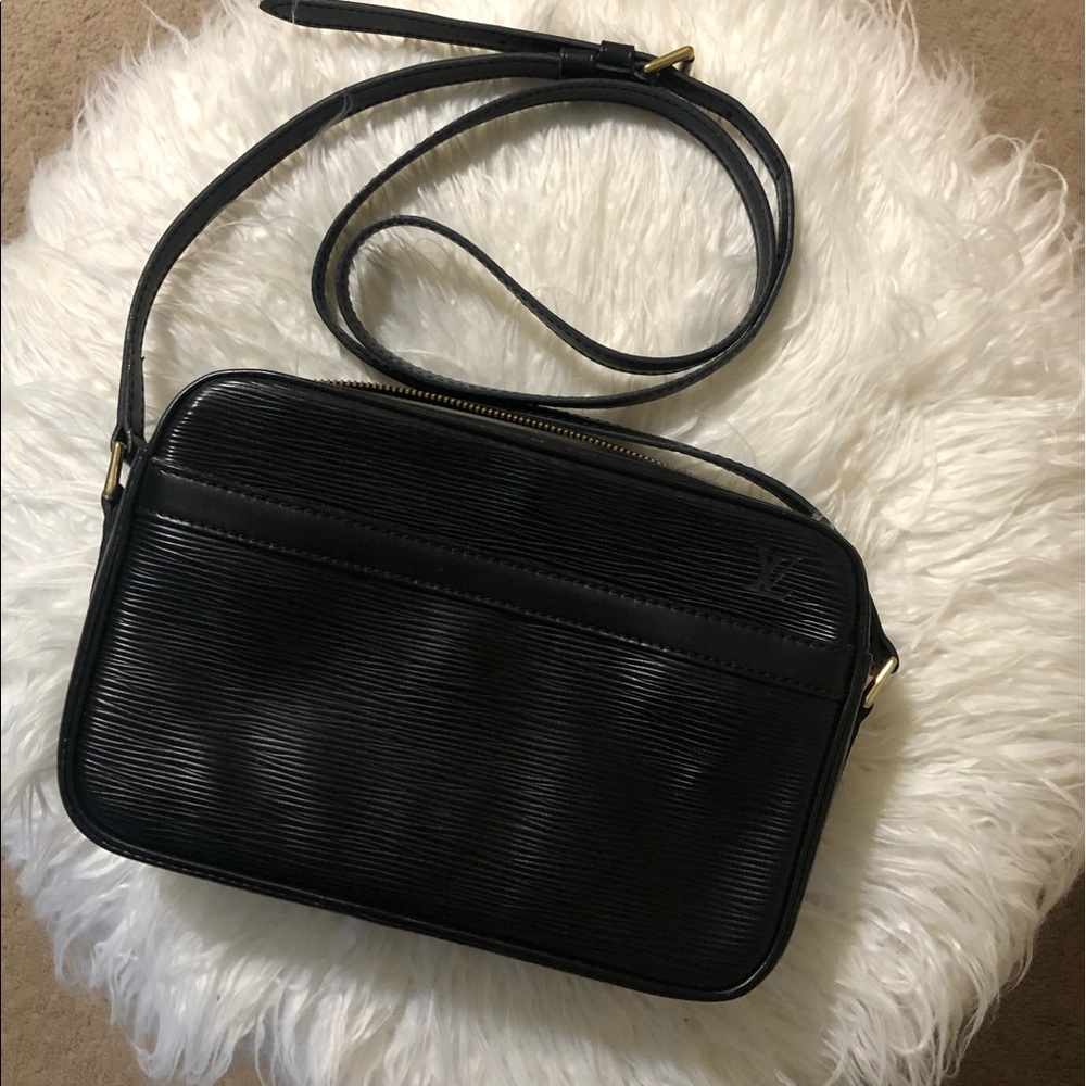 Vintage Louis Vuitton Black Epi Crossbody bag